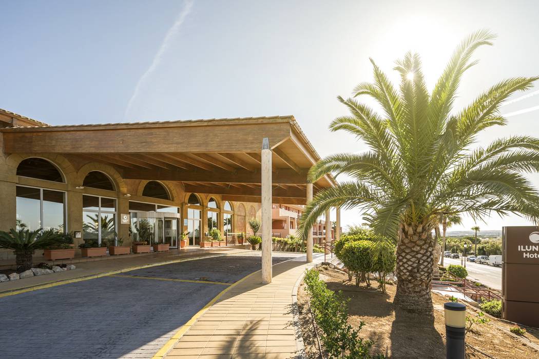 hotel ILUNION Sancti Petri hotel sancti petri