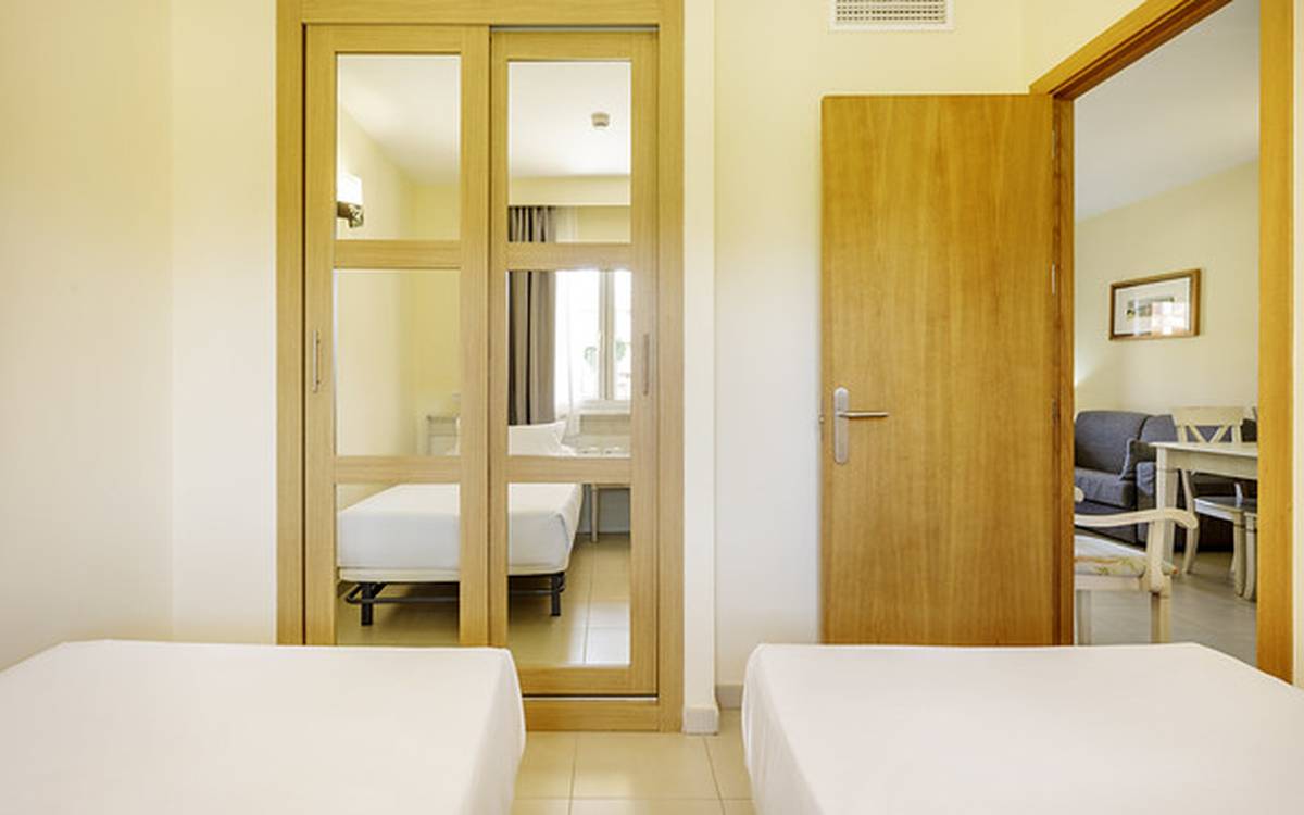 Limpieza de apartamentos Aparthotel ILUNION Sancti Petri Cádiz Limpieza de apartamentos Aparthotel ILUNION Sancti Petri Cádiz